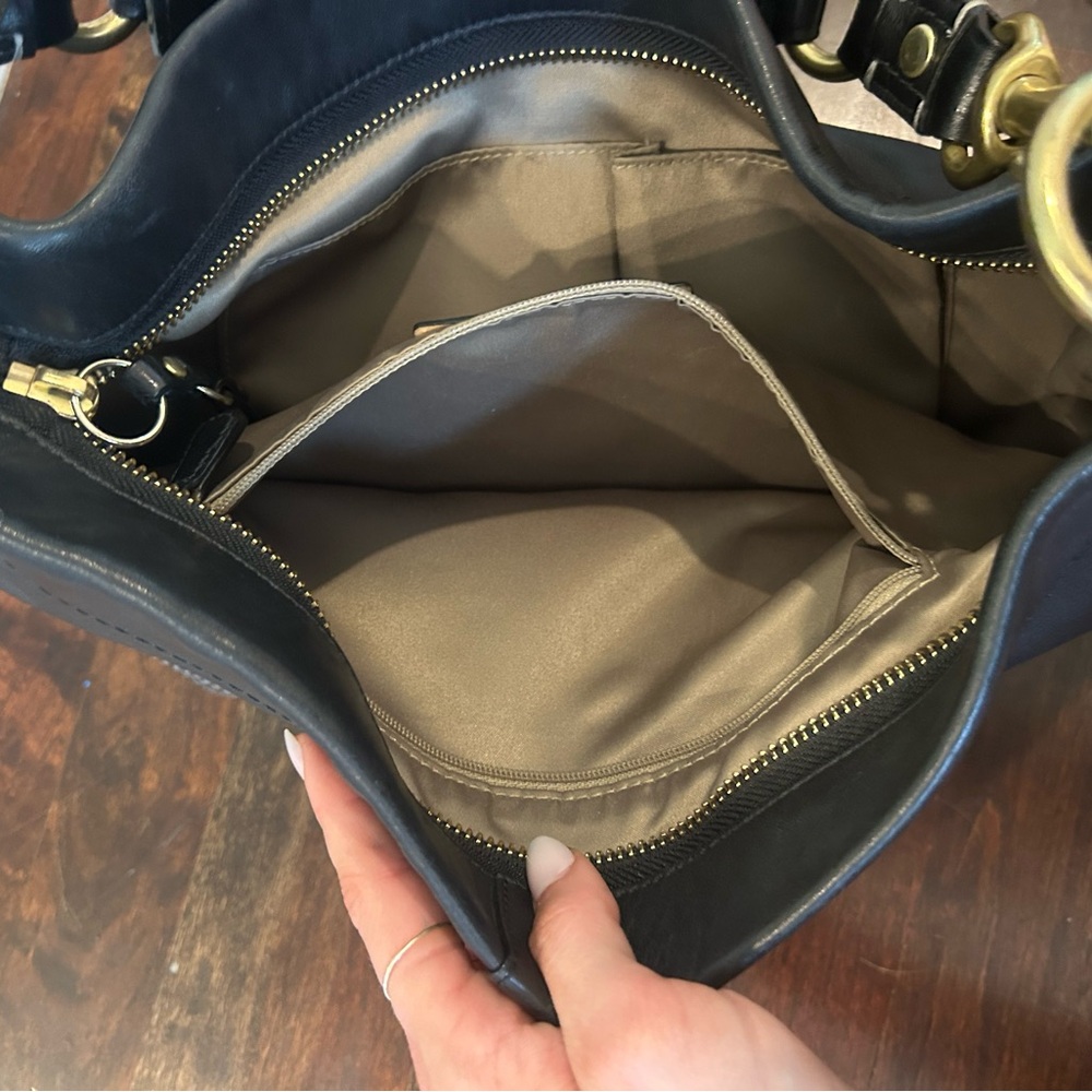 Coach Black Leather Shoulder Bag - Picture 8 of 9